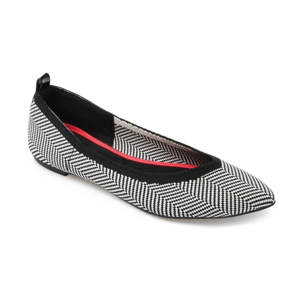 Journee Karise Flat
Size 6.5